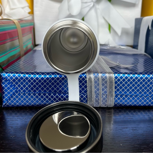 Lilly Pulitzer x Pottery Barn Teen Slim Water Bottle - Picture 5 of 5